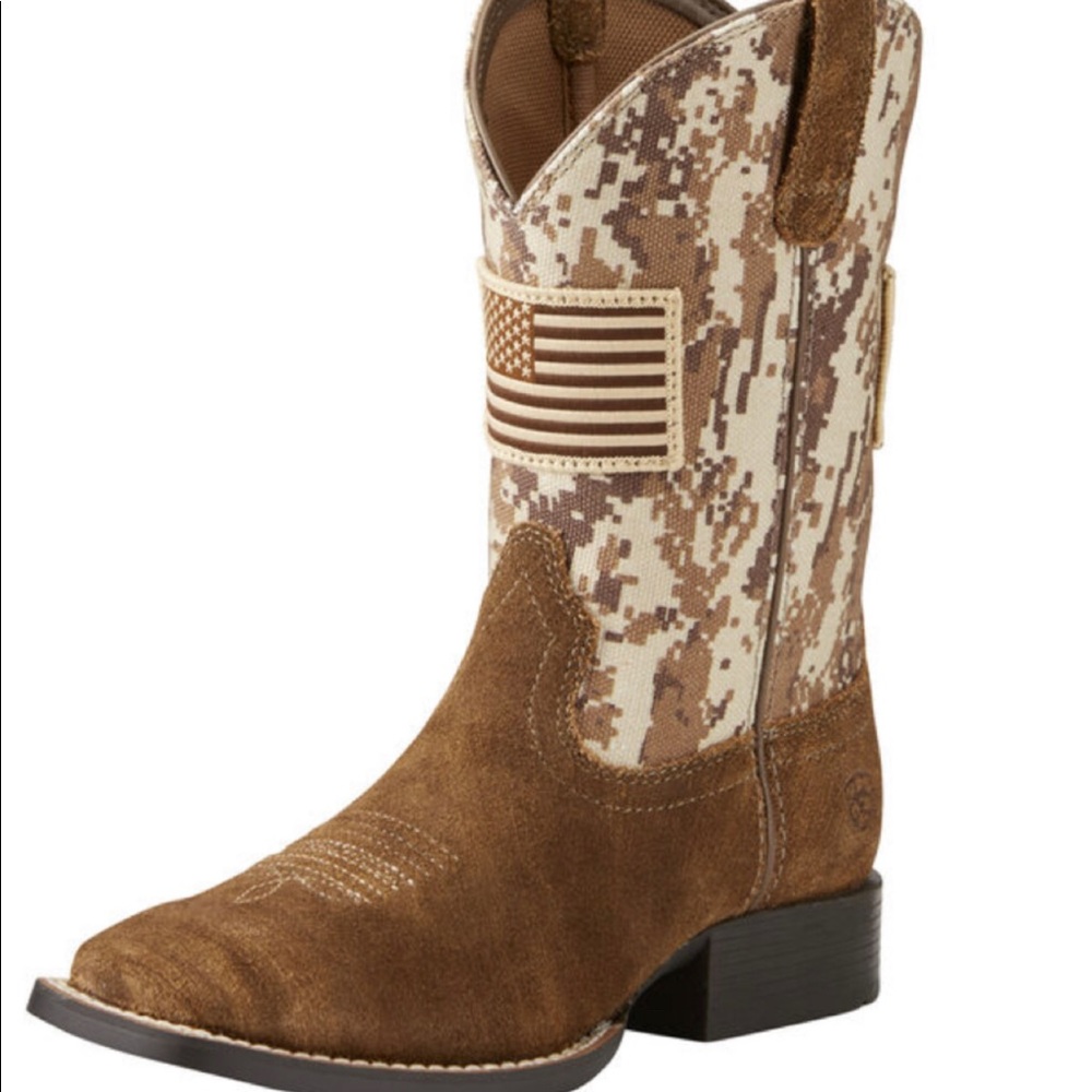 Boys cowboy boots.